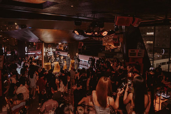 Young indie bands are top trendsetters in Vietnam's music scene