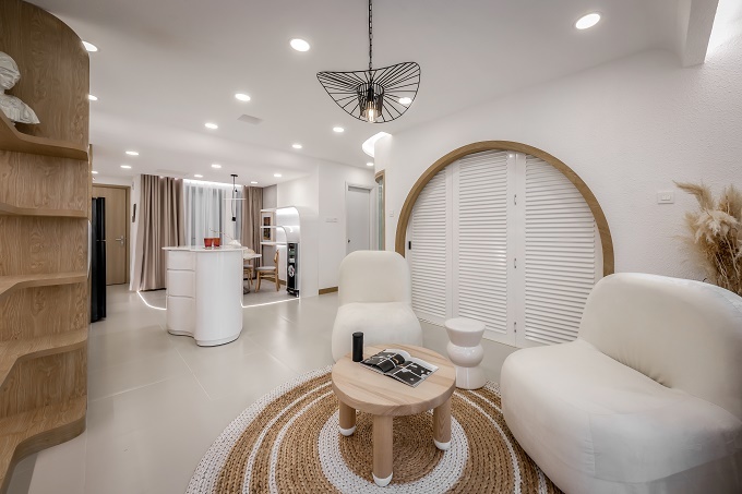 Căn hộ 70m2 đẹp 'phát hờn' với những đường cong mềm mại