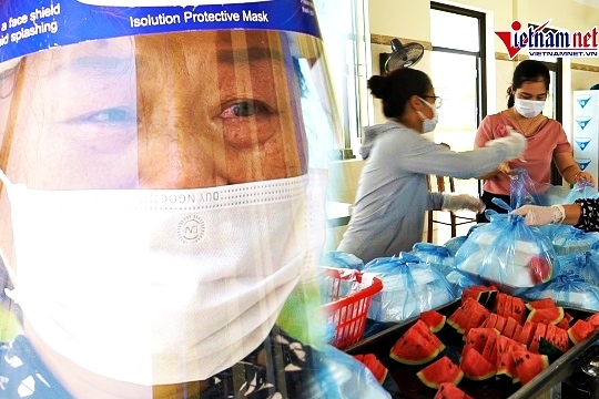 Tâm sự xúc động của mẹ U60 cùng 2 con xung phong vào khu cách ly chống dịch