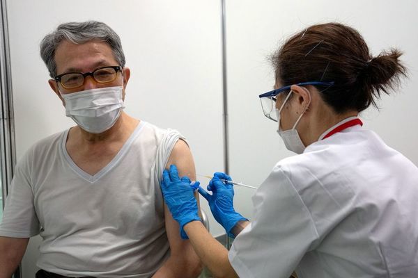 Nhật Bản đẩy mạnh tiêm vắc-xin ngừa Covid-19 trước thềm Olympic