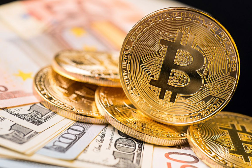 Đau tim khi Bitcoin mất giá 50%, xuống đáy 31.000 USD