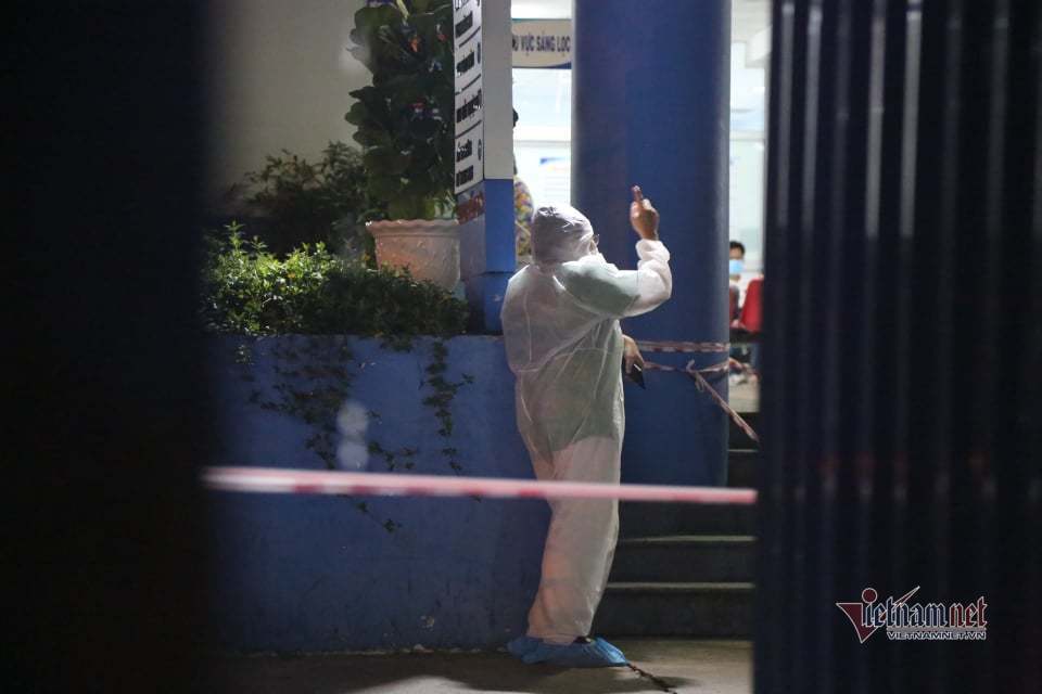 HCM phong tỏa tạm thời Bệnh viện Nhân dân Gia Định qua đêm
