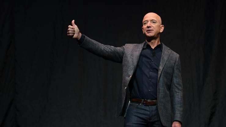 Tỷ phú Jeff Bezos sẽ từ chức CEO Amazon vào đầu tháng 7