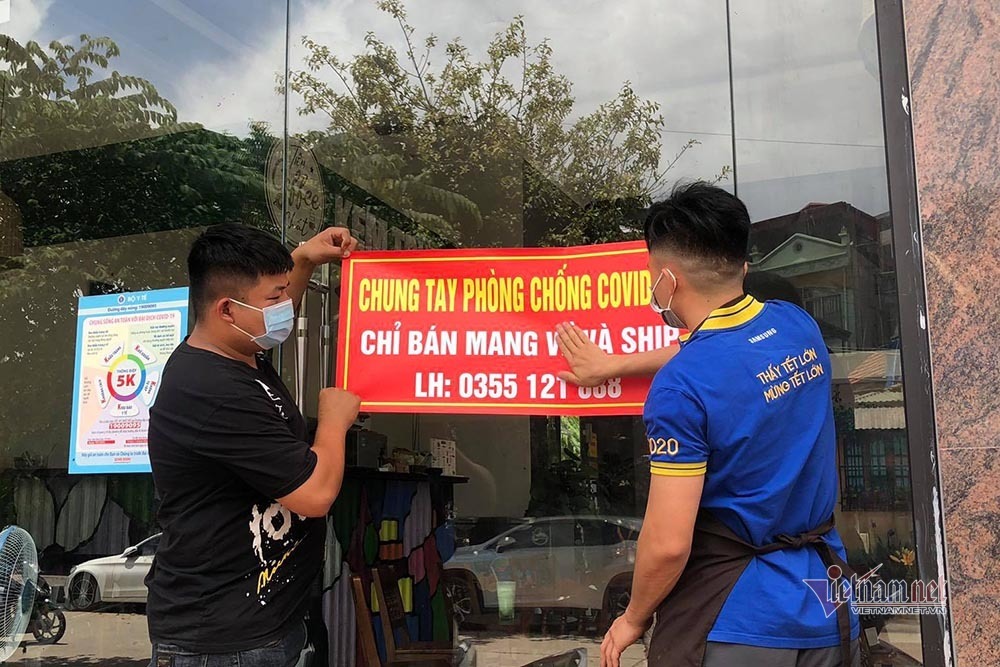 Từ 12h trưa nay quán cà phê ở Quảng Ninh chỉ bán mang về