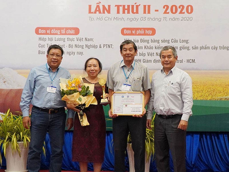 'Xài chùa' logo, gạo Việt có nguy cơ bị cấm thi quốc tế