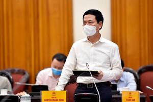 Bộ trưởng Nguyễn Mạnh Hùng nói về phòng chống Covid-19 trong bối cảnh mới