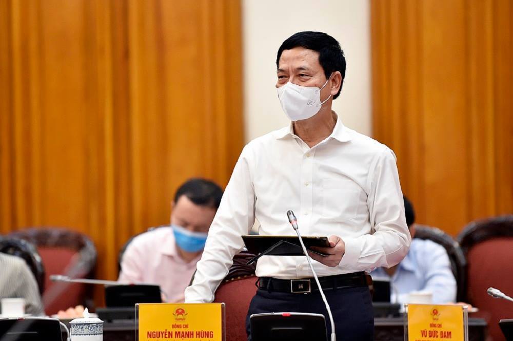 Bộ trưởng Nguyễn Mạnh Hùng nói về phòng chống Covid-19 trong bối cảnh mới