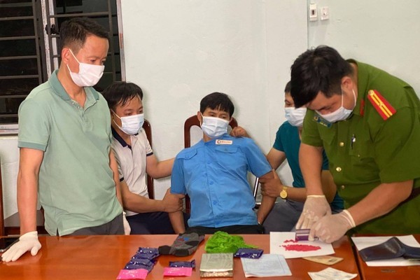 Nguyên Chủ tịch xã mua bán, vận chuyển heroin và 1.600 viên hồng phiến