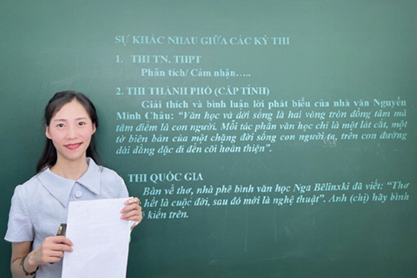 Cô giáo 9x ‘truyền lửa’ đam mê văn học qua mạng xã hội