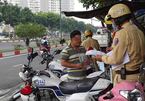 Cảnh sát giao thông phạt đến 3 triệu đồng người không đeo khẩu trang