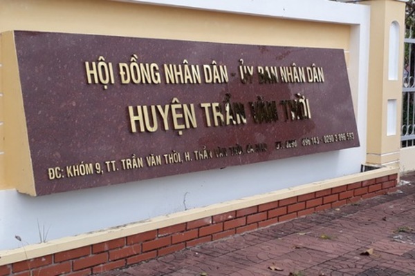 Phê bình chủ tịch huyện lơ là phòng chống dịch Covid-19