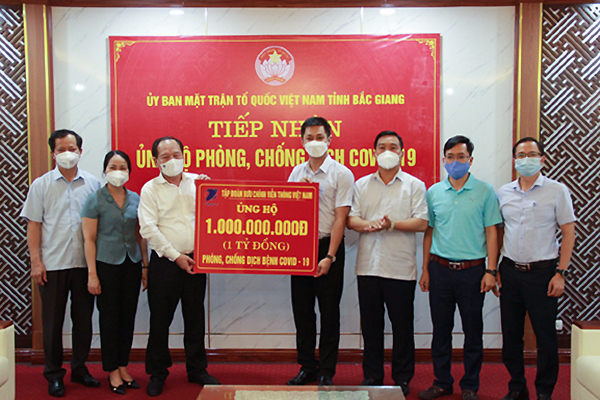 VNPT ủng hộ Bắc Ninh, Bắc Giang chống dịch Covid-19