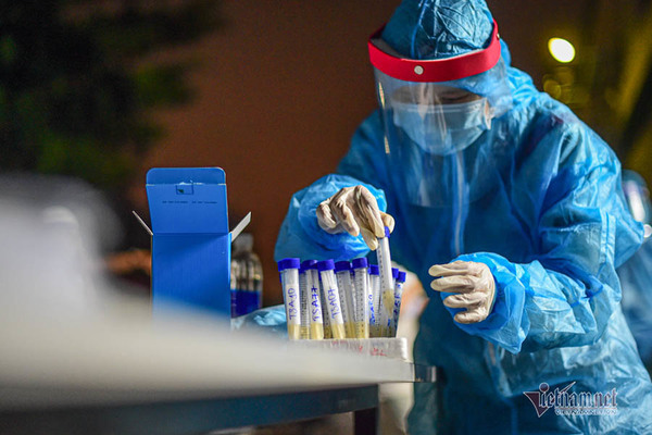 Nguyên nhân nam sinh 22 tuổi mắc Covid-19 nguy kịch dù không có bệnh nền