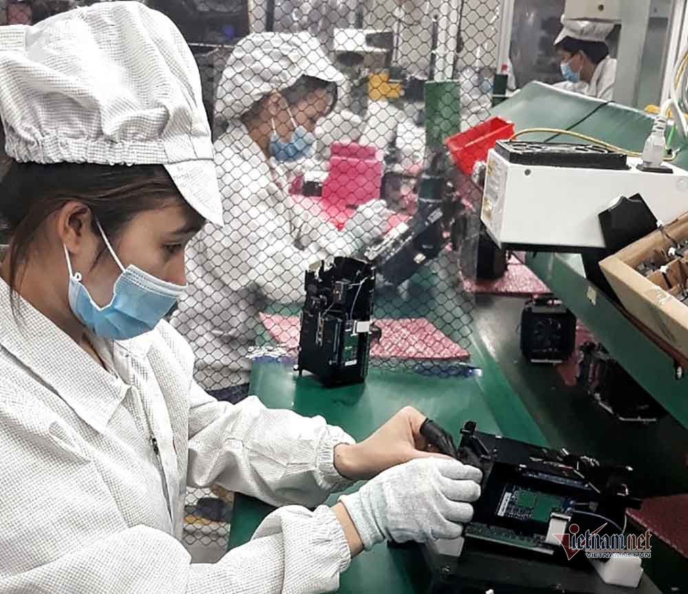 Cảnh hồi sinh trong khu công nghiệp Bắc Giang giữa tâm dịch Covid-19