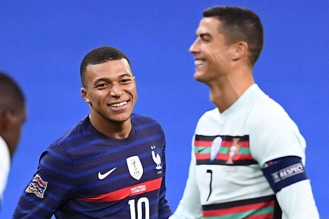 ‘PSG sẽ không bao giờ bán Mbappe’