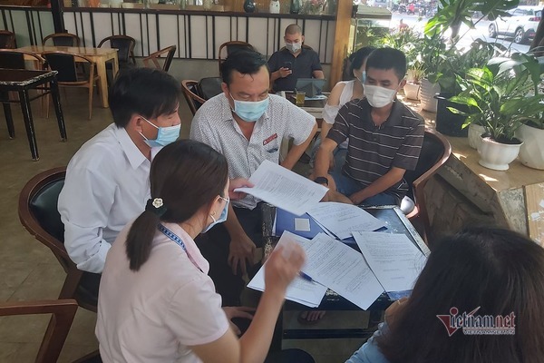 Quán cà phê ‘cãi lý’ khi bị lập biên bản vi phạm phòng, chống dịch Covid-19