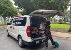 Mekong Delta men convert vehicles to ambulances to aid the poor