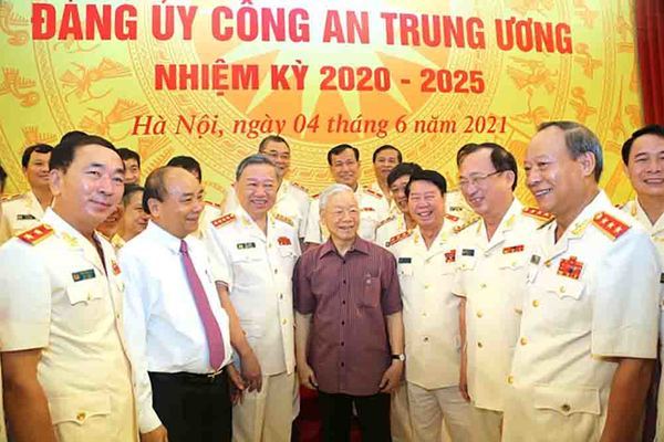 Lễ công bố quyết định của Bộ Chính trị chỉ định Đảng ủy Công an Trung ương