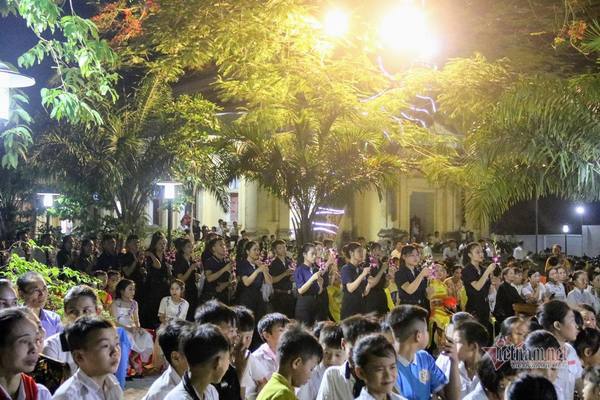 Linh mục ở Hà Tĩnh bị phạt 7,5 triệu vì vi phạm phòng, chống dịch Covid-19