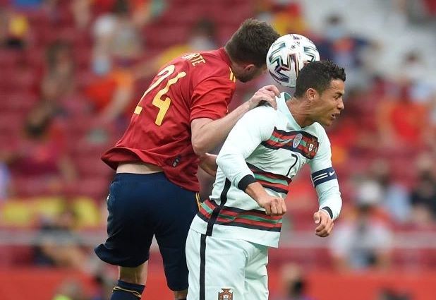 Ronaldo im tiếng, Bồ Đào Nha hòa may mắn trước Tây Ban Nha