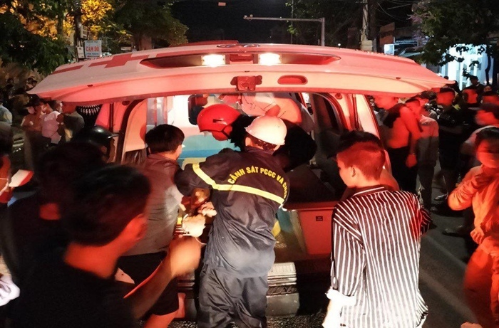 Cháy cửa hàng bán đồ điện ở Quảng Ngãi, 4 người trong gia đình tử vong