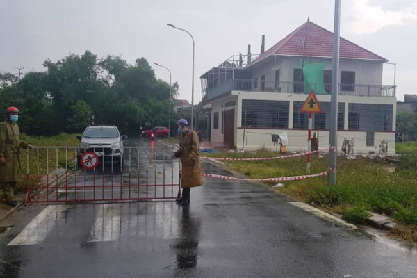 Phong tỏa 500 hộ dân, khu vực có cặp vợ chồng dương tính nCoV