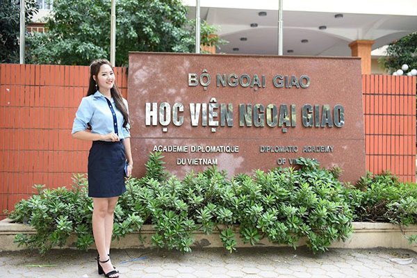 Học viện Ngoại giao thông báo tuyển dụng