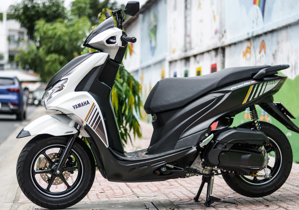 Xe ga đi phố có ABS, chọn Honda Air Blade 150 hay Yamaha FreeGo S?