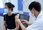 Vietnam should not be criticized for slow pace of vaccinations: FPT official