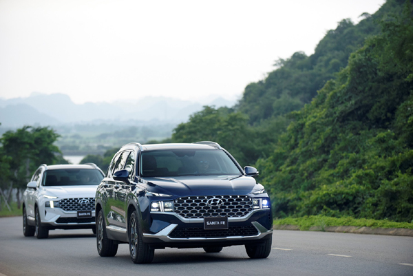 Hyundai SantaFe 2021: Chinh phục người dùng từ mọi góc độ