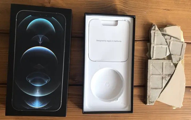 Đặt mua iPhone 12 hơn 39 triệu đồng, cô gái choáng váng khi mở hộp