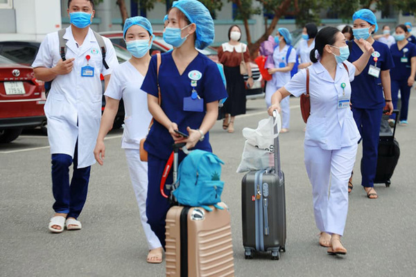Nghệ An 'xuất quân' hỗ trợ Hà Tĩnh chống dịch Covid-19