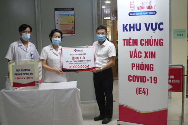 Báo VietNamNet tri ân các y, bác sĩ Bệnh viện E