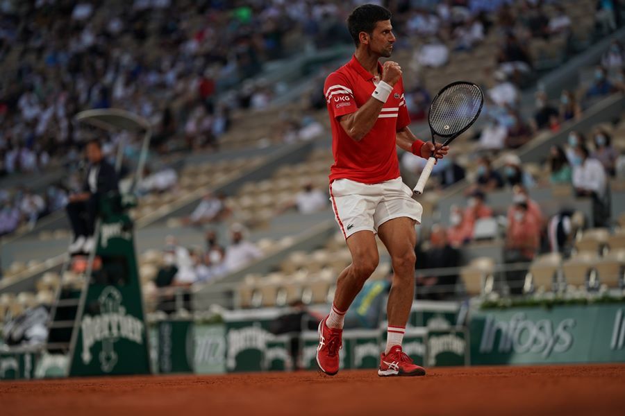 Thắng nghẹt thở, Djokovic đại chiến Nadal ở bán kết