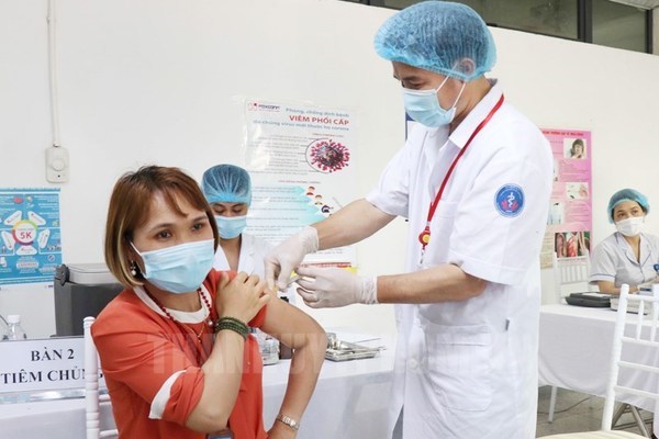 TP.HCM lập tổ công tác đặc biệt về vắc xin, sớm tiêm cho toàn dân