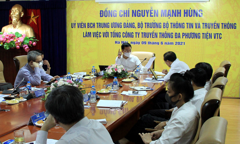 Bộ trưởng Nguyễn Mạnh Hùng nói về tái sinh một doanh nghiệp công nghệ số - VTC