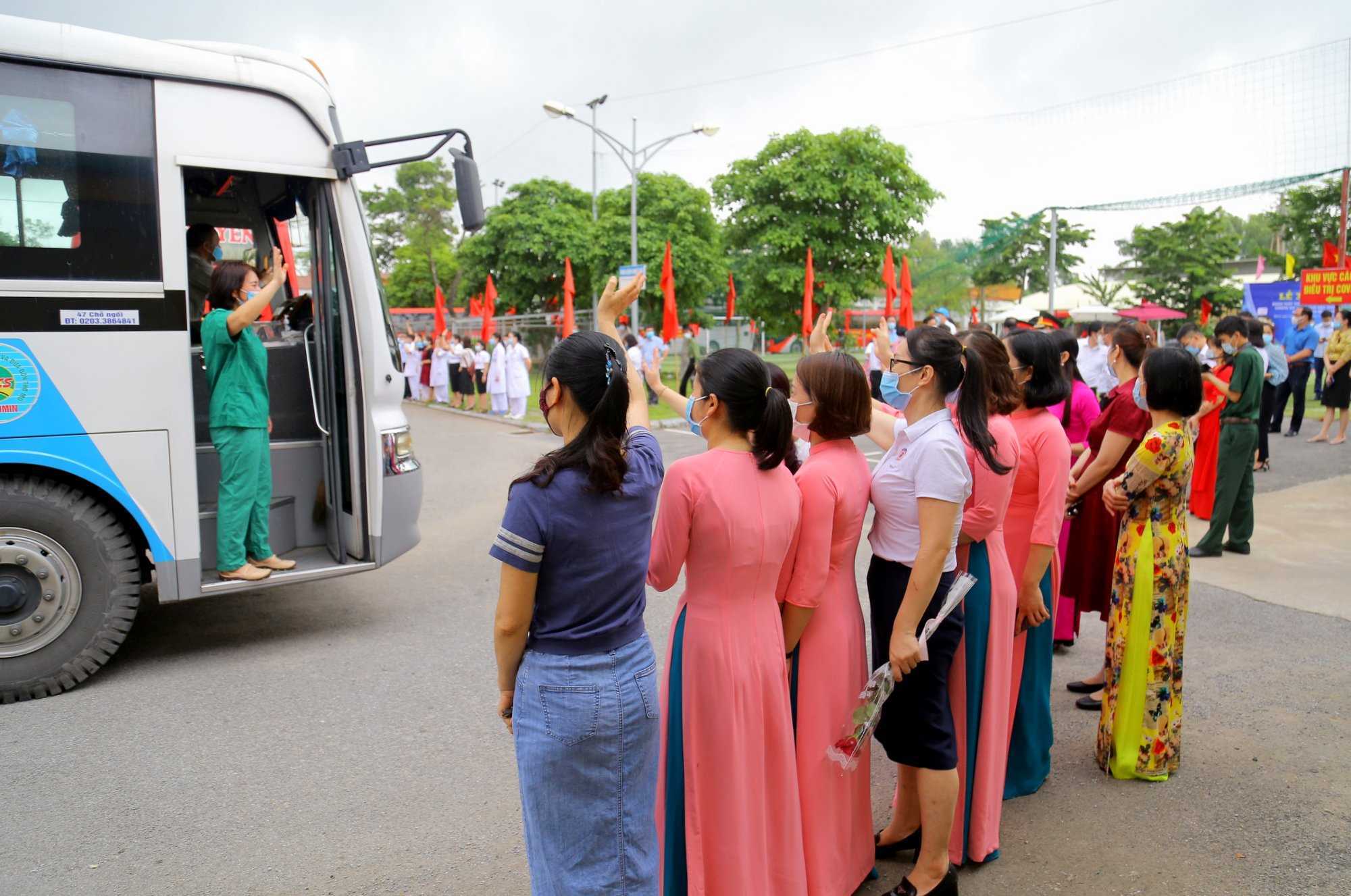 ‘Mình nhìn rõ đường đi của dịch, biết nó sẽ ở chỗ nào’