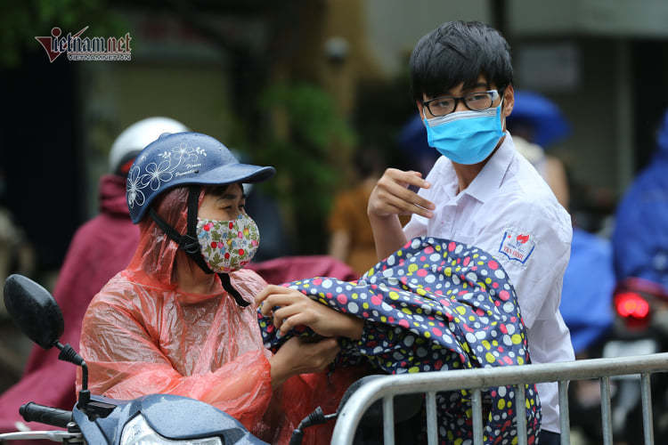 Hơn 93.000 sĩ tử đua giành suất vào lớp 10 công lập