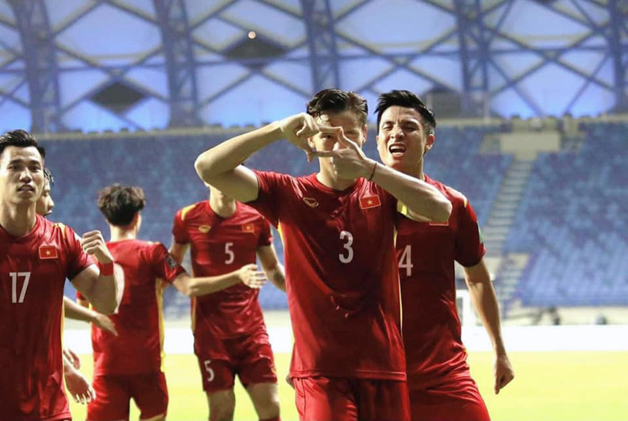 FIFA chúc tuyển Việt Nam đứng đầu bảng G