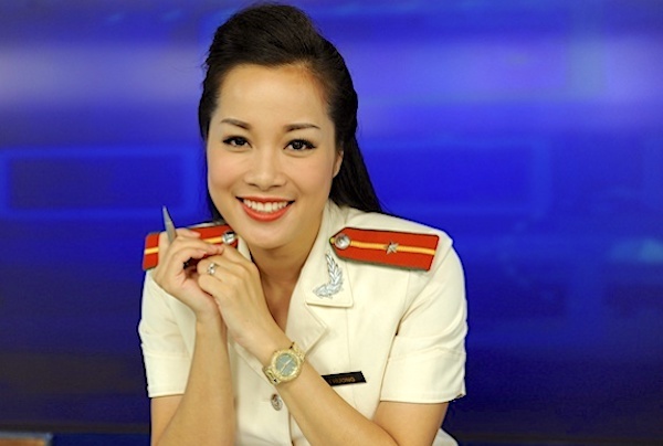 MC Minh Hương kể áp lực làm BTV kênh truyền hình công an