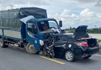 Hai ô tô đối đầu trên đường nối cao tốc Pháp Vân - Cầu Giẽ, 3 người tử vong