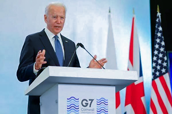 Ông Biden tuyên bố Nga có thể yếu hơn vẻ ngoài