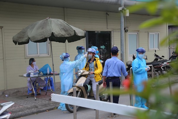 Việt Nam ghi nhận 10.011 ca Covid-19 trong ngày 26/9, thêm 11.477 người khỏi bệnh