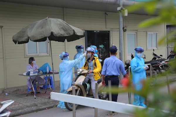 Việt Nam ghi nhận 10.011 ca Covid-19 trong ngày 26/9, thêm 11.477 người khỏi bệnh