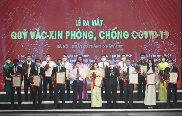 Quỹ vắc xin phòng chống Covid-19: Sáng kiến làm nên thành trì chống dịch
