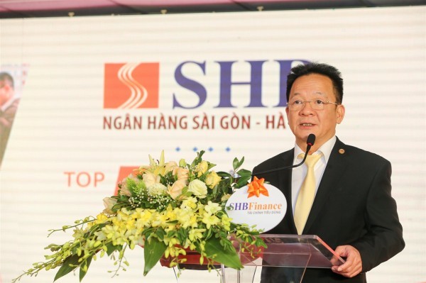 Foreign investors eye VN banking stocks