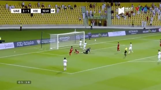 Video Minh Vương ghi bàn phút 93 khiến UAE hú vía