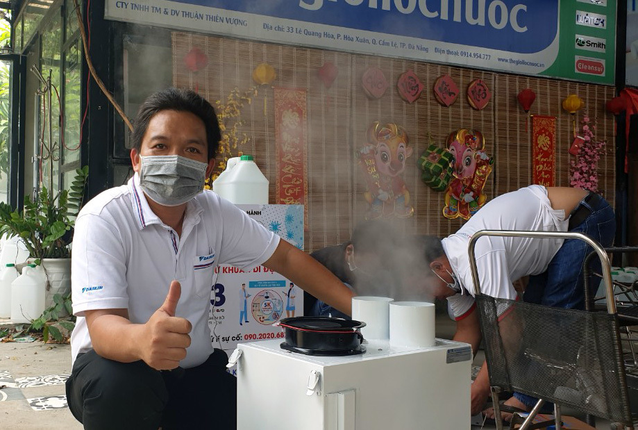 Recovered Covid-19 patient donates disinfection machines to medical units