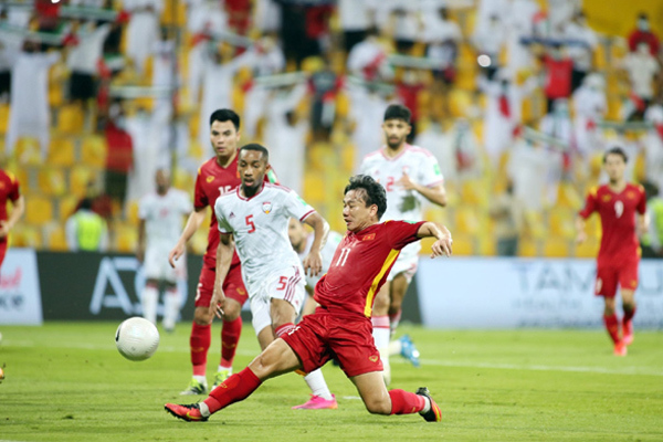 Tập đoàn Hưng Thịnh thưởng ‘nóng’ 2 tỷ đồng cho đội tuyển Việt Nam