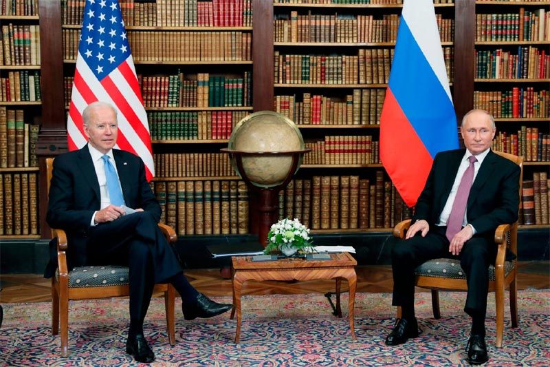 Chuyên gia giải mã ngôn ngữ hình thể tại thượng đỉnh Biden - Putin